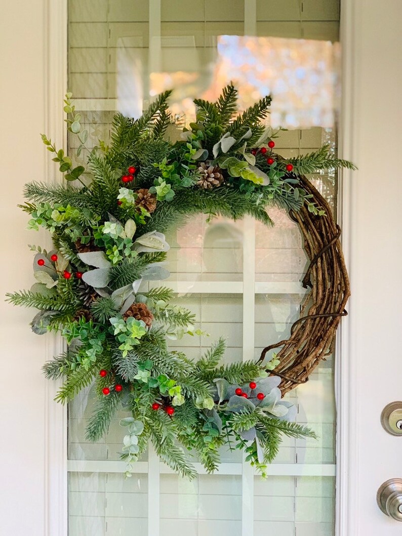 Red Berry Winter Wreath: Eucalyptus, Pine Cones & Lambs Ear - Etsy