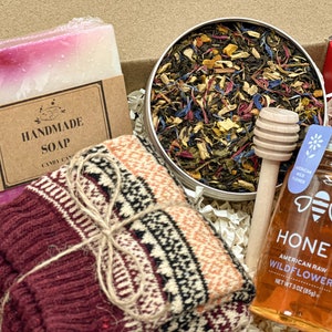 Self Care Spa Gift Box for Her, Hygge Gift for Women, Hygge Box for Her, Gift Box for Birthday, Anniversary Gift Set, Organic Tea Gift Box