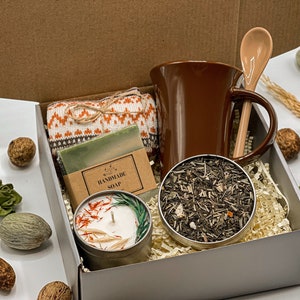 Hygge Gift Box for Her, Cozy Gift Box for Him, Extra Cozy Hygge Box, Birthday Care Package For Friend, Valentine Gift Set, Long Distance Box