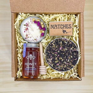 Tea Gift Box with Candle, Organic Tea Gift Set, Long Distance Gift, Loose Leaf Tea Kit, Self Care Gift Box, Feel Better Gifts, Birthday Gift