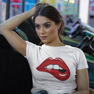 Maglietta grafica Red Lips: maglietta in cotone da donna
