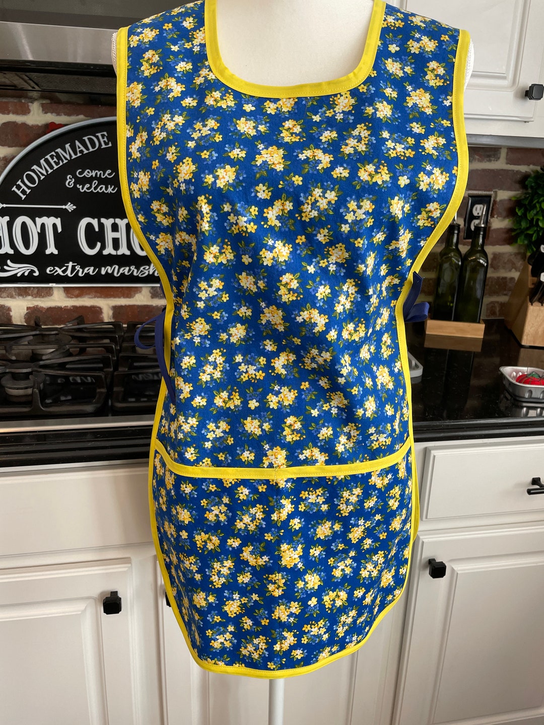 Vintage Apron, Retro 1950's Smock Apron, Handmade Ladies Apron