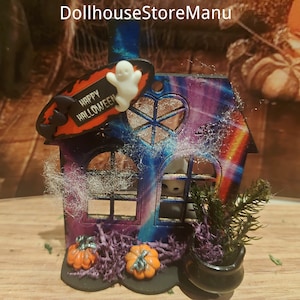 Dollhouse Halloween, Miniature Haunted House with Ghost, 1:12 scale