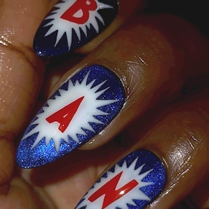 Unhas postiças BANG vermelhas, brancas e azuis | Inspiradas no Cowboy Carter | Unhas amendoadas de comprimento médio | Unhas feitas à mão