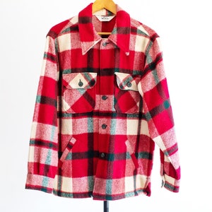 Vintage Men&#39;s Woolrich Wool Button-Up Jacket Shirt / Size Large / Vintage Fall Wool Red Plaid Tartan Layering Jacket