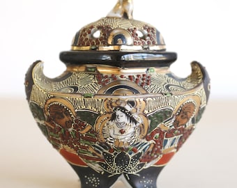 Vintage Hand Painted Satsuma Moriage Incense Burner / Japanese Moriage Perfume Pot / Asian Enameled Art Pottery
