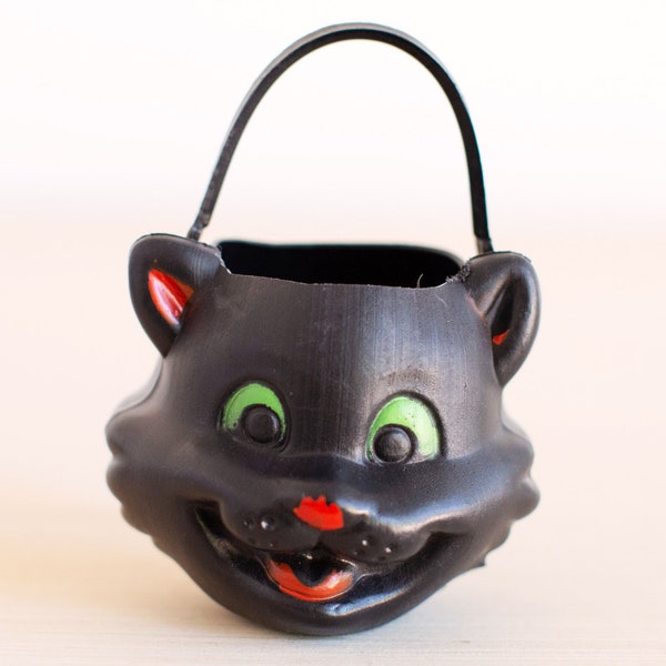 Vintage Blow-Mold Black Cat Mini Candy Pail / Old Plastic Toys / Vintage Halloween / Fun World Plastic Spooky Cat