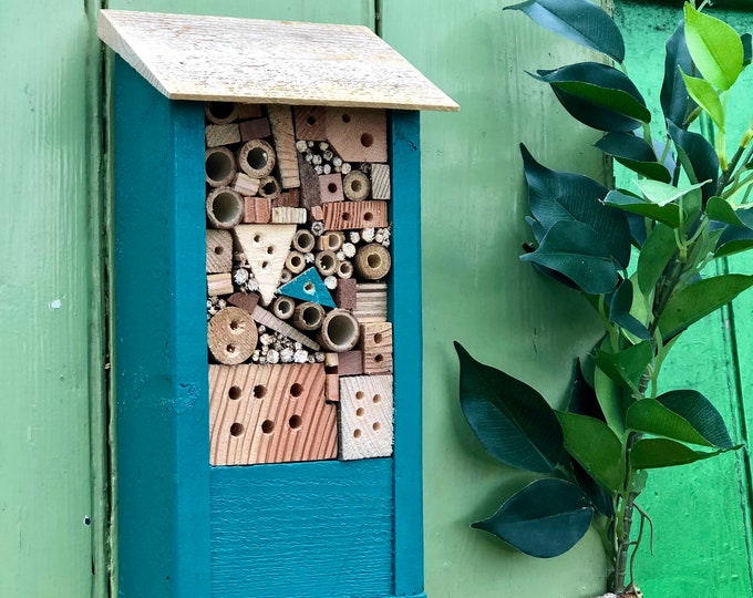 Wildlife Habitat | Bee Hotel | Bee Box | Insect Hotel | Gardeners Gift | Nature Gift | Housewarming Gift