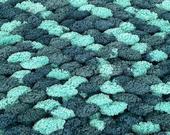 Multicolor Teals Chunky Blanket, chunky knit throw, soft Chenille chunky blanket and throw, Couch throw, handmade