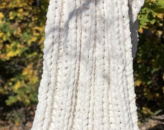 Textured Chunky Rib Knit blanket and throw, bed runner