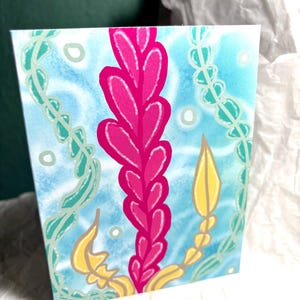 Cartão de felicitações colorido desenhado à mão, em branco por dentro