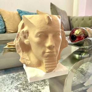 Egyptian King Amenemhat III replica - 3d print