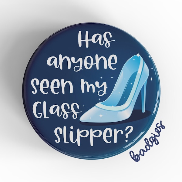 Has Anyone Seen My Glass Slipper badgie, badge reel cover, badgies, school nurse gift, labor and delivery, badge holder cover, preceptor