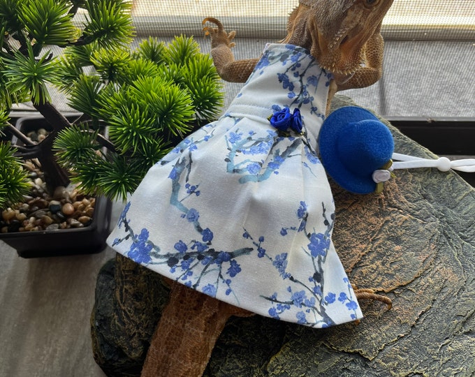 Blue  Bearded Dragon Dress and hat MADE IN AMERICA