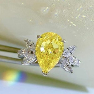 Sparkly Yellow Lab Diamond, Pear Shape Engagement , Yellow Diamond ...