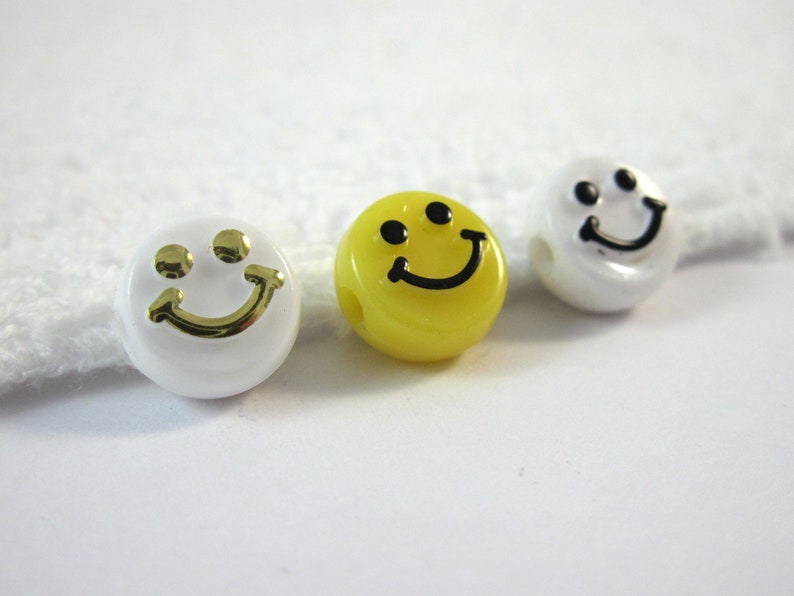 Necklace And Bracelet Making Smiley Face Beads 10mm Emoji Beads Jewelry Supplies Cute Spacer Beads Acrylic Happy Face