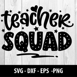 Könnte beinhalten: Schwarzweißes Grafikdesign mit dem Text "teacher squad" in einer stilisierten Schriftart. Der Text ist von kleinen Sternen und Herzen umgeben.