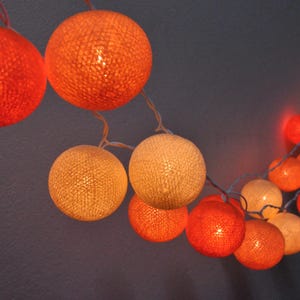 Ghirlanda di luci a forma di palla di cotone color arancio, set regalo di ghirlande, decorazioni per il Ringraziamento