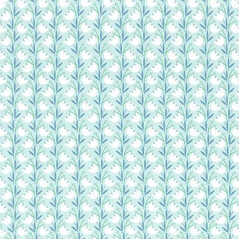 Pode incluir: Um padr&atilde;o sem costura com flores estilizadas brancas com caules verdes e folhas azuis sobre um fundo azul claro.