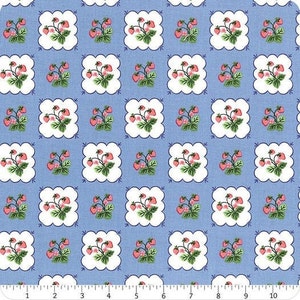 Summer Picnic Tablecloth, Riley Blake Designs, Melissa Mortenson, Strawberry Cotton, 1930s Reproduction Fabric, Strawberry Print Fabric