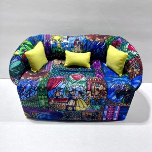 Disney, Ariel, Ana & Elsa-Frozen, Jasmine, Mulan, Rapunzel, Belle, Moana, Snow White, Alice, Tinkerbell, Cinderella - Couch Tissue Box Cover