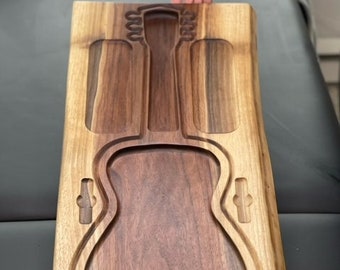 Tablero de charcutería de guitarra