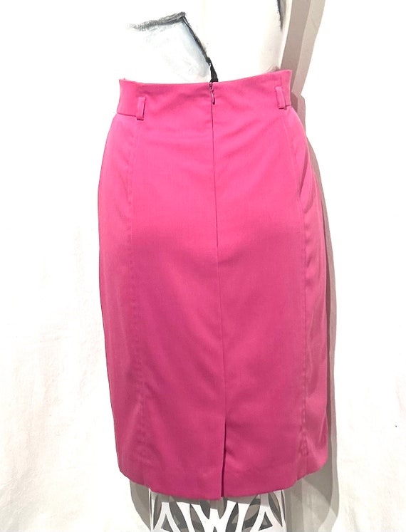 1990s pink wool Laurel pencil skirt. So Jackie O - image 3