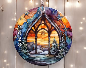 Ceramic Ornament with 'Stained Glass' Look - Christmas Scene Ornament - Christmas 2023 - Gift Idea