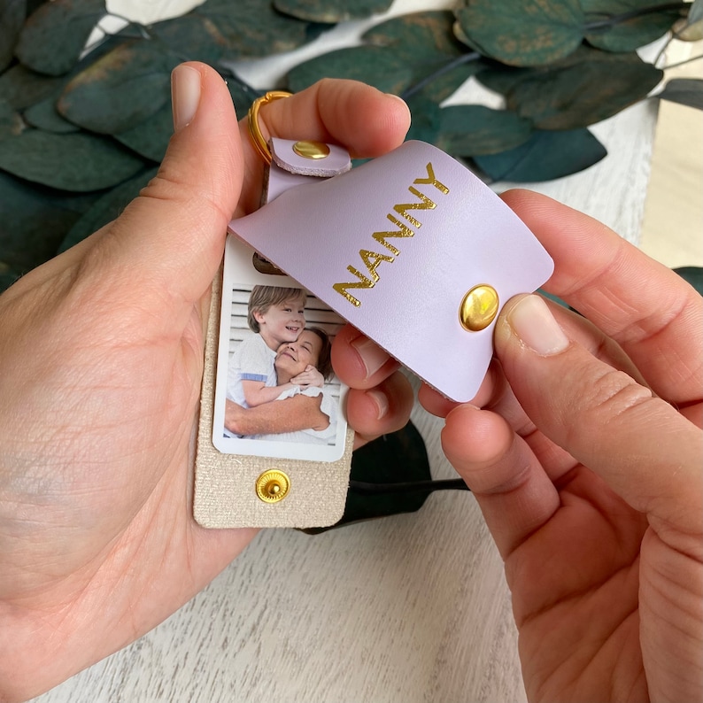 Personalised Nanny Photo Keyring / Vegan Leather Photo Keychain / Mother's Day gift for her / Birthday Christmas gift for grandma / NKWCM image 2