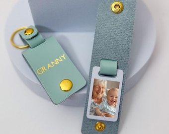 Leather Photo Keyring for Granny – Gift for Birthday, Mother’s Day or Christmas