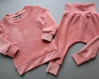 older girls tracksuit