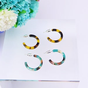 Mini Turquoise Tortoise Shell Hoop Earrings,Acetate Resin Hoop Earrings,Tortoise Earrings,Tortoiseshell Earrings,Tortoise Shell Hoops,S925