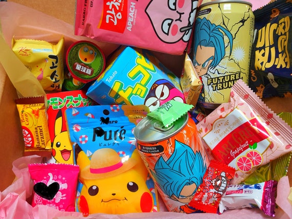 Japanese Snack & Candy Box Set, 25 pc, Wide Variety Assortment