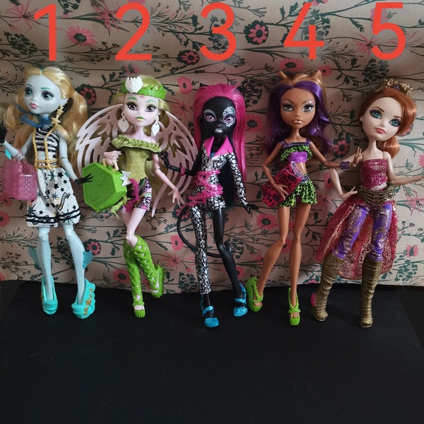 Monster high and Ever After High Dolls for collectors, collection / Doll of your choice