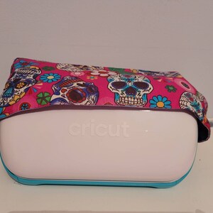 I soo want to make this dust cover for my Cricut Expression, in this exact  pattern.