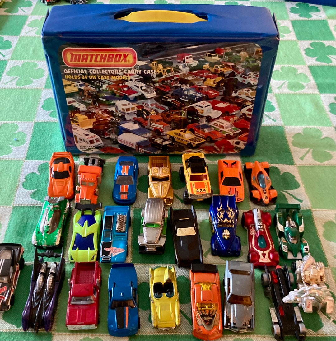 Vintage Huge Lot of 24 Diecast Cars & Rare 1982 Matchbox 24 Car Case Etsy