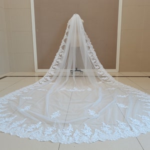 Wunderschöne Kathedralen Hochzeit Spitze Brautschleier 1 Schicht Weiß/Ivory Spitze Brautschleier Damen Vintage Brautschleier