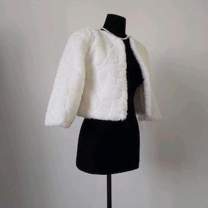 Ivory Bridal Shawl Wedding Shawl Wrap Faux Fur Shawl Shrug Ivory Fake Fur Wedding Stole Shawls Women Prom Bolero Cape Wedding Wraps Jacket