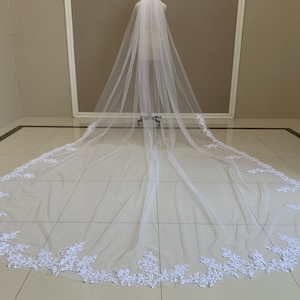 Luxury Cathedral Wedding Single Layer Lace Veil White or Ivory Lace Veil Elegant Bridal Lace Applique Veil Soft Tulle Veil