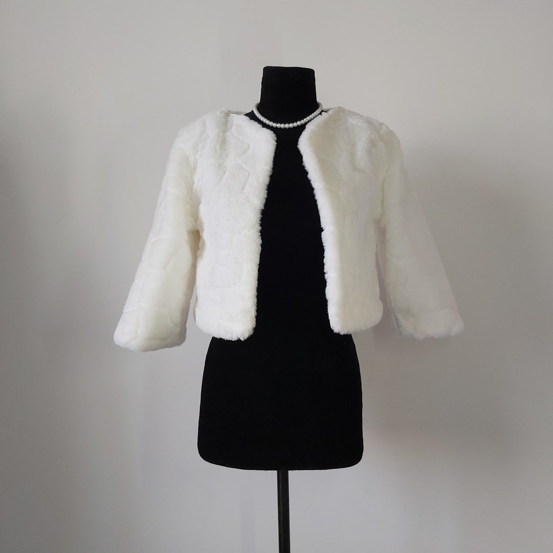 faux fur ivory shawl