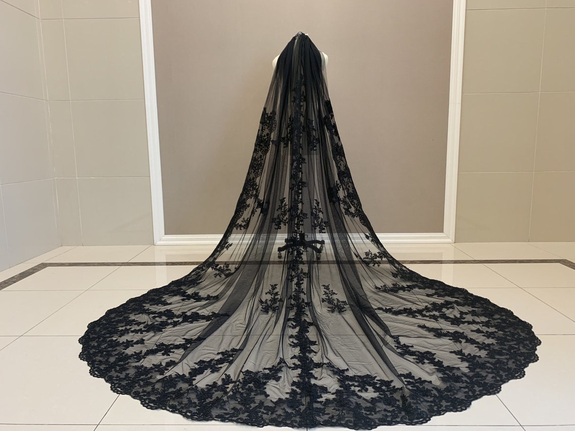 Black Cathedral Bridal Veil Gorgeous Bridal Veil One Layer image 1