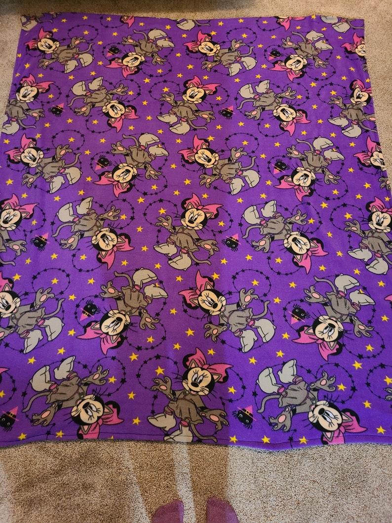 Minnie Mouse Halloween Fleece Throw Blanket bild 1