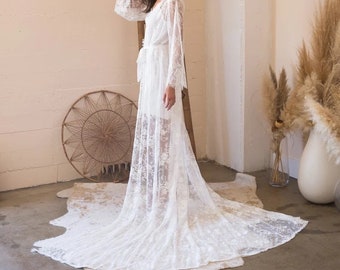 Bridal Maxi Lace Robe/ Bridal party robes/ Wedding robes/ Bride Robe/Bridesmaid Gifts /Bridal Maxi Lace Robe/ THE MARABELLA