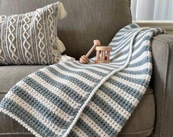 SCHEMA ALL'UNCINETTO / Coperta all'uncinetto per neonati Sasha's Stripes / Schema per coperta all'uncinetto, Coperta all'uncinetto per neonati, Uncinetto moderno