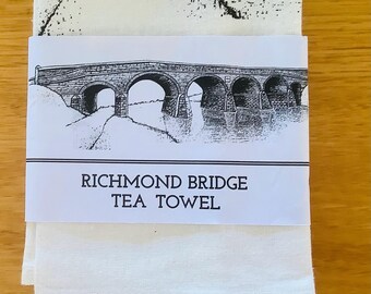 Paño de cocina con puente de Richmond.