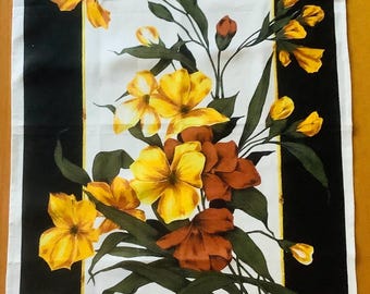 Flores amarillas y marrones, lino puro, paño de cocina vintage.