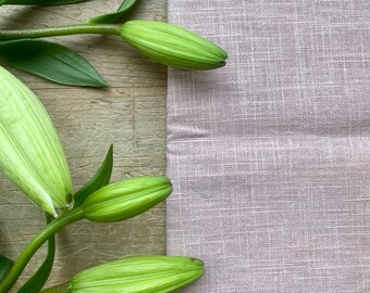 Fat Quarter en lin teint à la main avec une teinture naturelle à la feuille de laurier