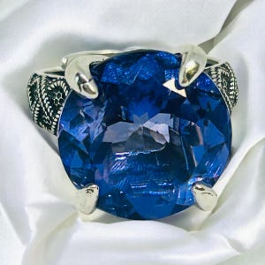 Sterling Silver Ring With Chunky Blue Fluorite Gemstone - 925 - Adjustable - Gift Boxed
