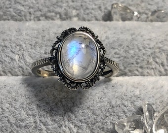 Blue Moonstone 925 Silver Ring - Adjustable Lacey Design