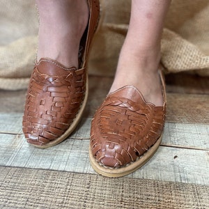 Traditional Huarache Sandal ~ Mexican Style ~ Brown Leather ~ Mexican Huaraches